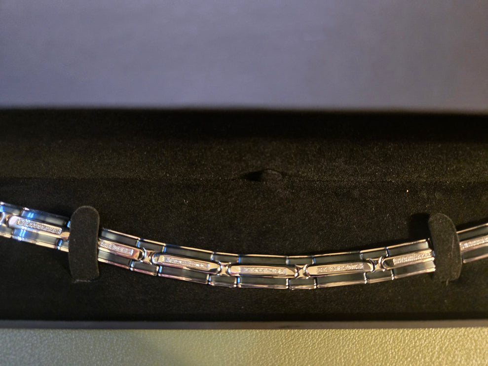 Men's Diamond Link Bracelet in Stainless St (New)