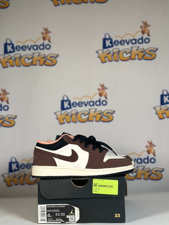 Jordan 1 Low Mocha (GS) 4y