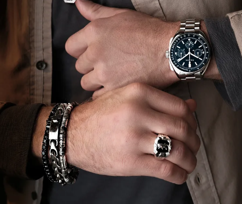 Bulova Men's Size 11 Crest of Bohemia Ring